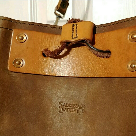 *SOLD* Saddleback Bucket backpack in Tobacco - Picture 4 of 8